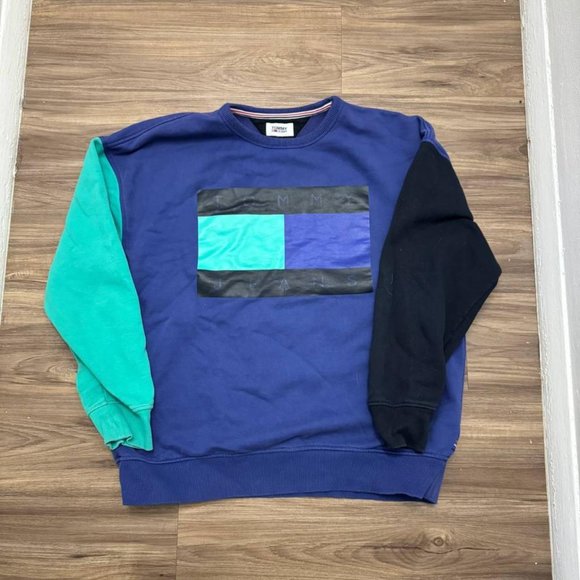 Tommy Hilfiger Men's Long Sleeve Color Block Crewneck Fleece Sweatshirt - Picture 1 of 3